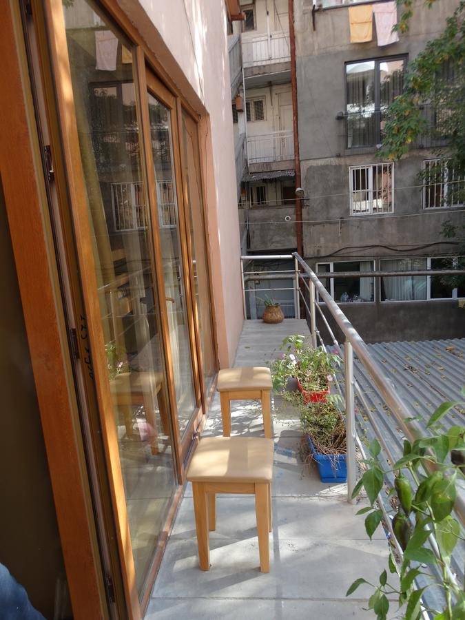 Destiny 1 Hostel 예레반 외부 사진
