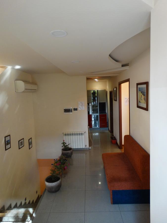 Destiny 1 Hostel 예레반 외부 사진