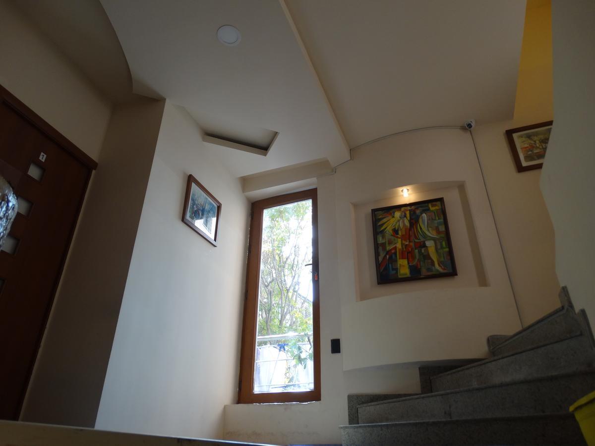 Destiny 1 Hostel 예레반 외부 사진